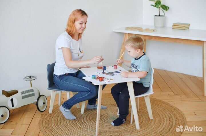 Комплект растущей детской мебели