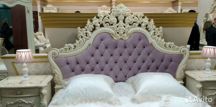 Спальный гарнитур Венеция