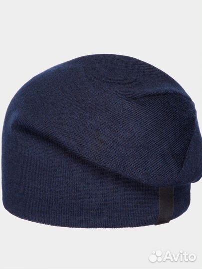 Удлиненная темно синяя шапка новая