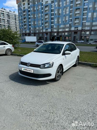 Volkswagen Polo 1.6 AT, 2012, 215 000 км