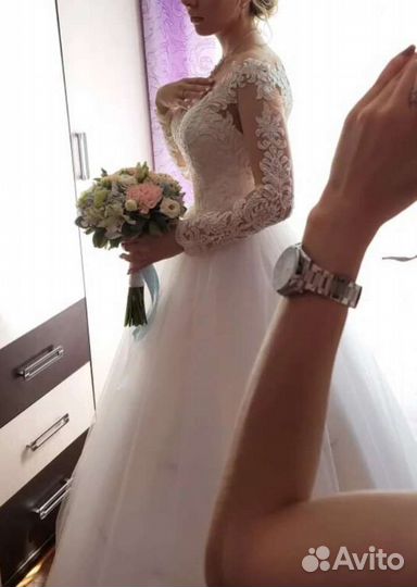 Свадебное платье