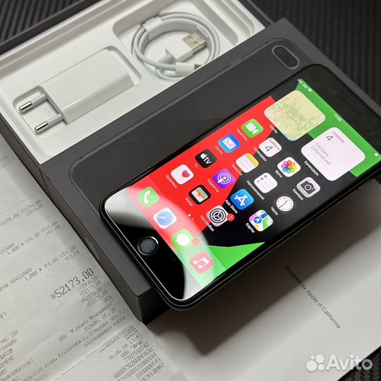iPhone 8 Plus, 64 ГБ