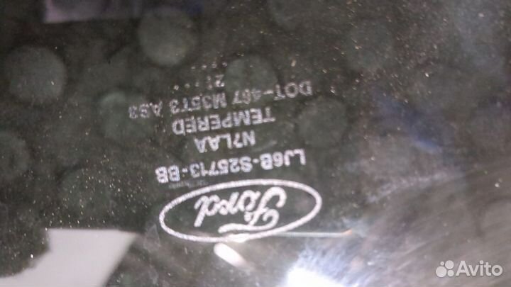 Стекло боковой двери Ford Escape 2020, 2021