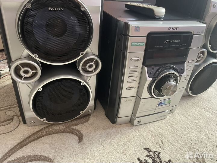 Музыкальный центр sony