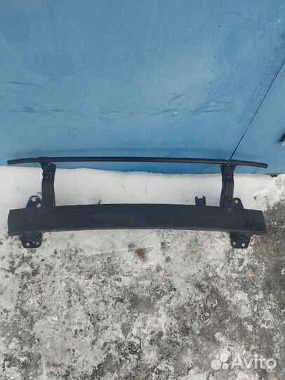 Усилитель переднего бампера Kia Rio 4 X Line