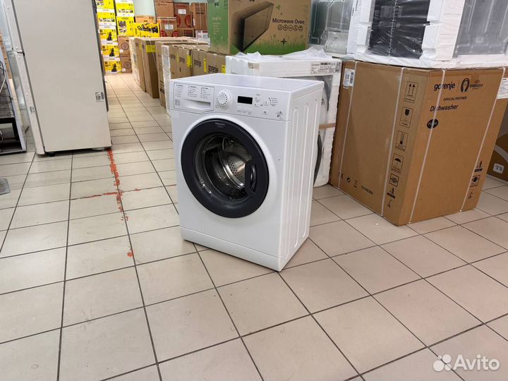 Стиральная машина Hotpoint Ariston 6 кг