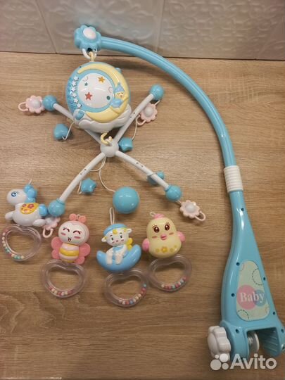 Детский мобиль в кроватку музыкальный