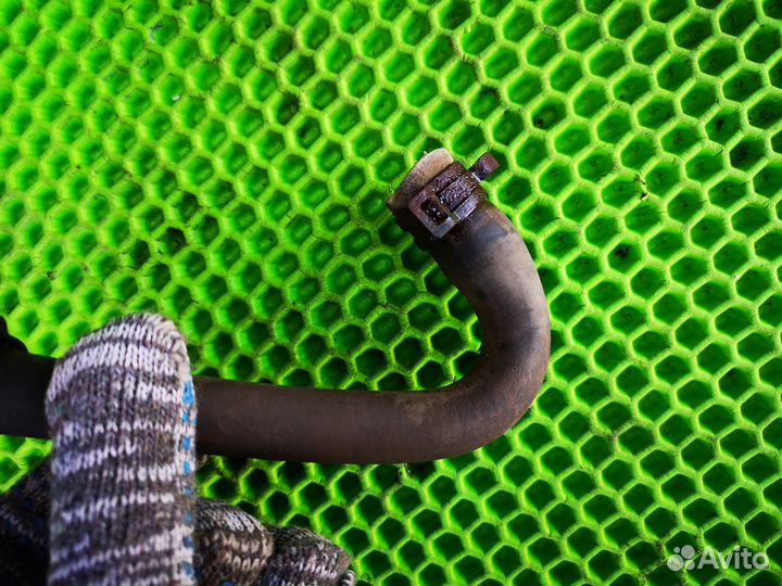 Шланг системы охлаждения на Skoda Fabia 2007-2015