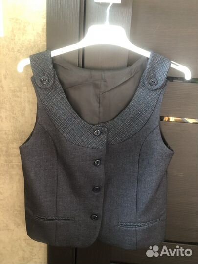 Школьный жилет 140 размер