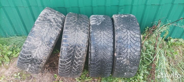 Зимняя резина Нокиан хакапеллита на дисках