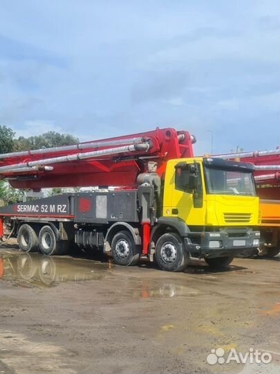 Автобетононасос IVECO Trakker, 2007