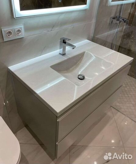 Тумба для ванной с акриловой столешницей