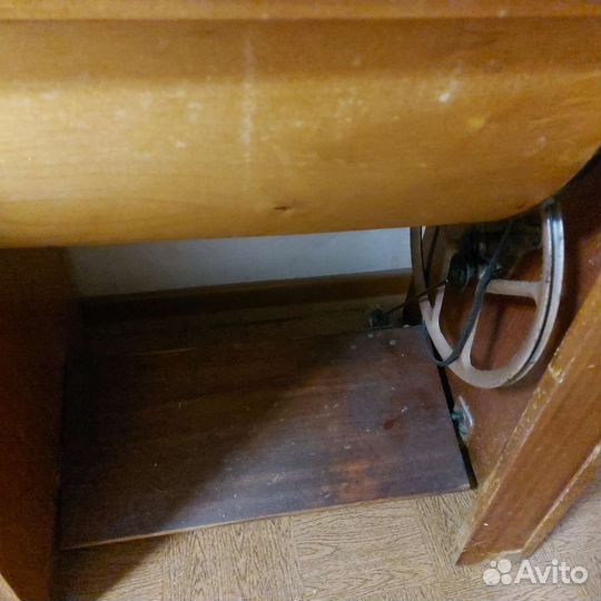 Швейная машина стол письменный Подольск