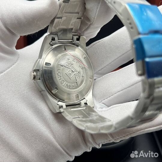 Мужские часы кварцевые зеленые Longines