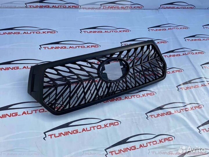 Решетка радиатора Toyota Hilux TRD B5168