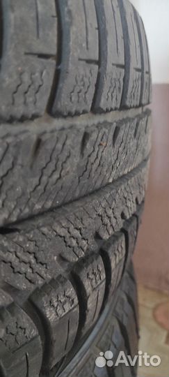 Goodyear Aquatred 245/45 R17