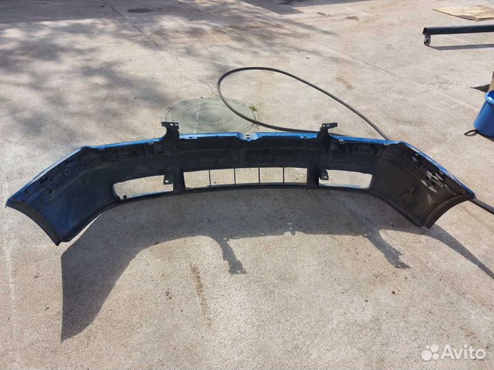 Фольцваген Гольф 4 бампер передний б/у