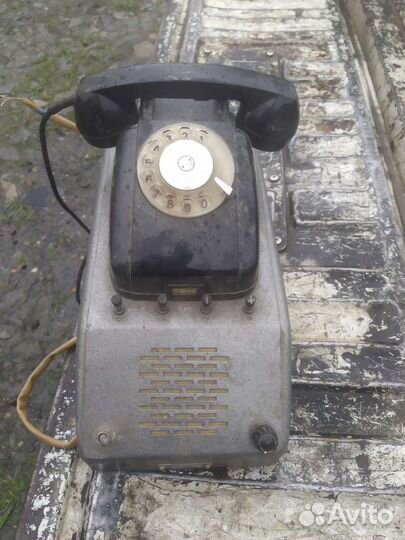 Телефон армейский, старинный