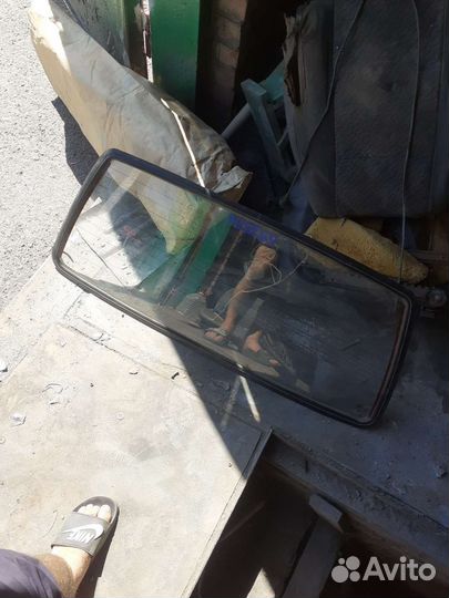 Стекло заднее на оку