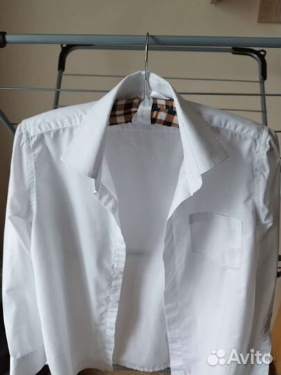 Продам белую рубашку, р-р 38 (146-76)