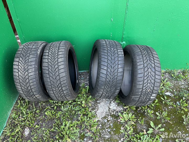 Dunlop SP Winter Sport 4D 225/45 R18 и 255/40 R18