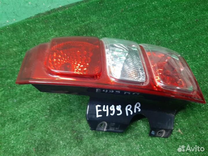 Фонарь задний наружный правый Suzuki Grand Vitara