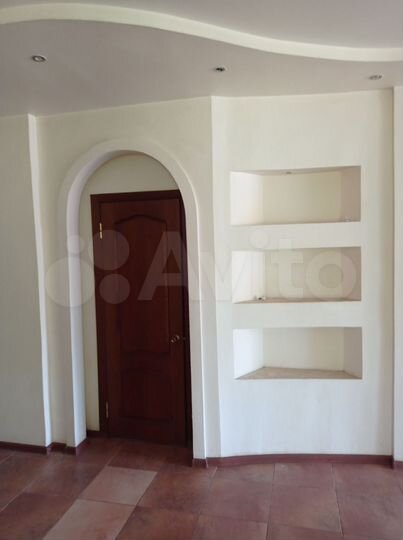 Дом 212 м² на участке 11 сот.