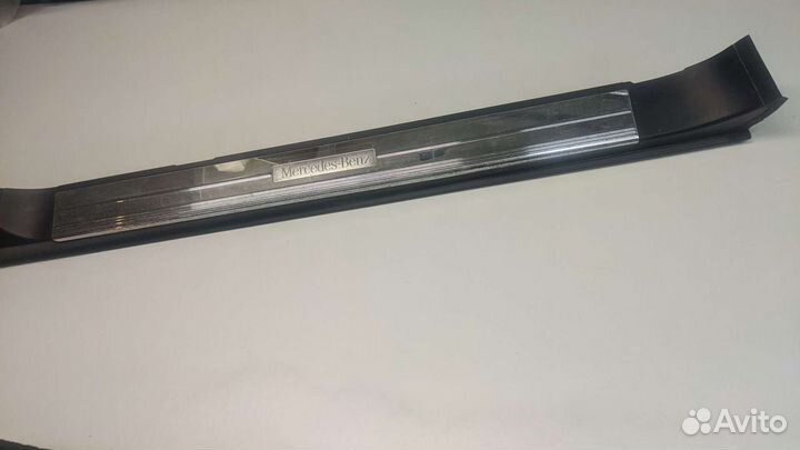 Накладка порога mercedes