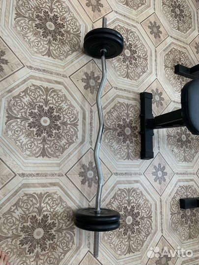 Скамья для жима со стойками и штангой