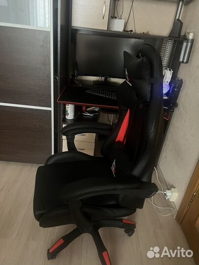 Компьютерное кресло