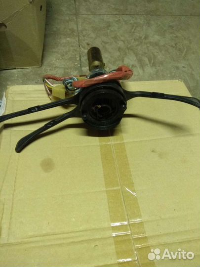 Подрулевой переключатель фар и поворотников