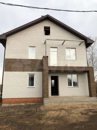 Коттедж 166,5 м² на участке 15 сот.