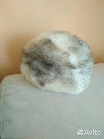 Шапки зимние меховые мужские и женская