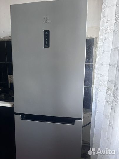 Холодильник indesit no frost