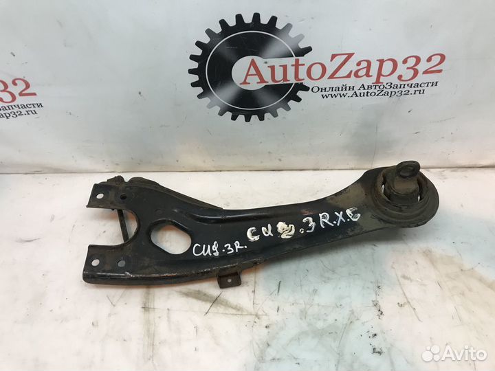 Рычаг подвески продольный правый Kia Ceed