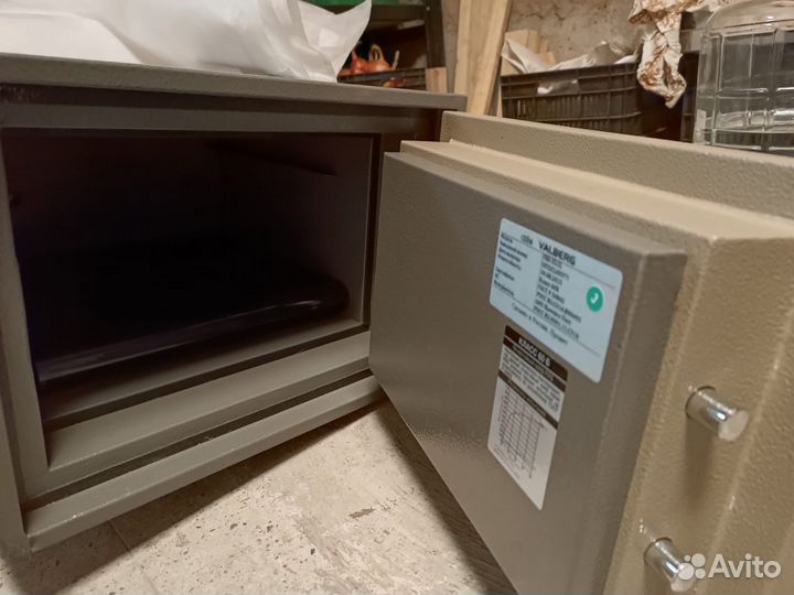 Сейф огнестойкий Valberg FRS-32.CL