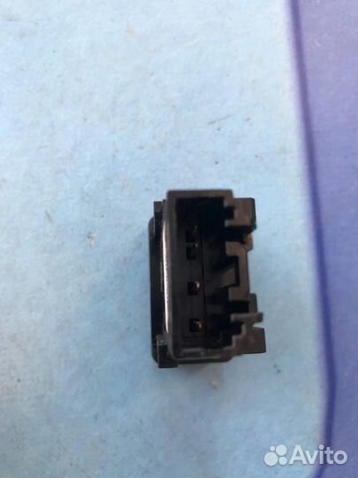 Кнопка аварийной сигнализации BP4K664H0