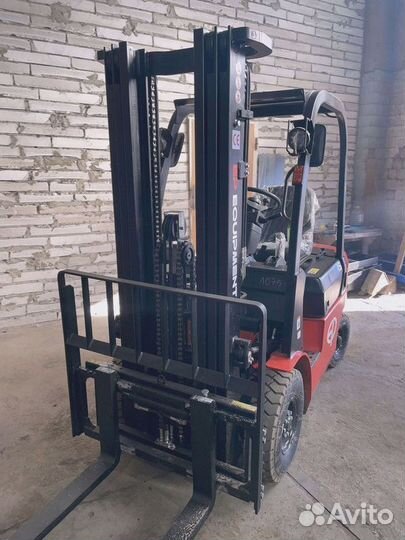 Вилочный погрузчик EP Equipment CPCD15, 2023