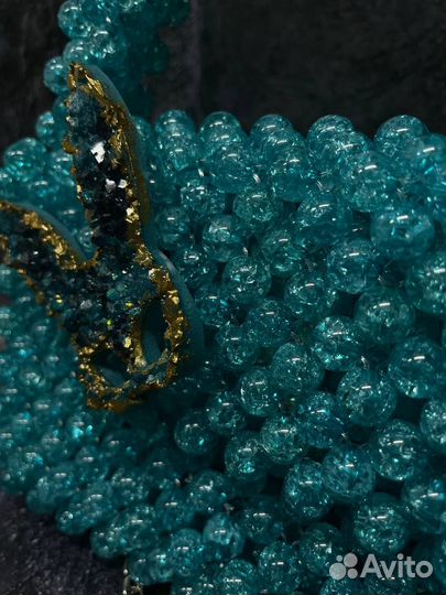 Сумка из акриловых бусин