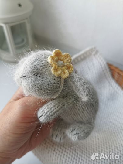 Вязаные игрушки Спящий зайка(кролик) ручной работы