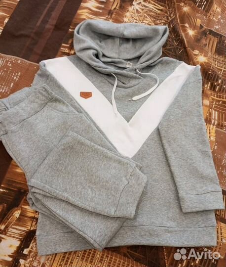 Спортивный костюм женский 46 размер