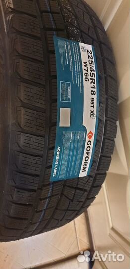 Goform W766 225/45 R18