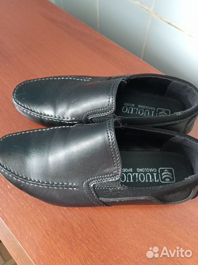 Продам туфли для мальчика