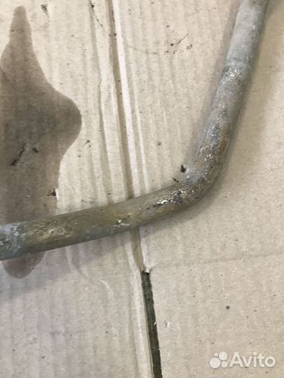 Трубка системы охлаждения Mercedes W203 (3301)