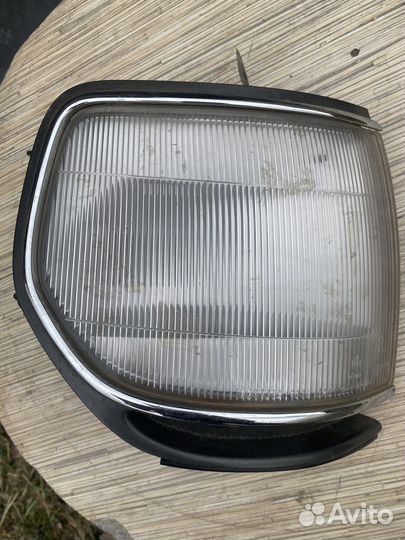 Габарит правый передний лендкрузер 80