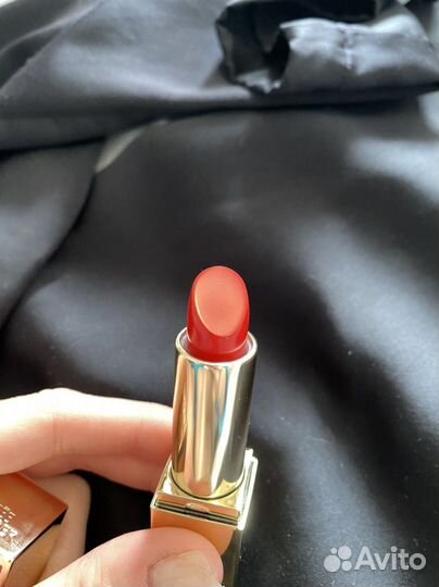 Estee lauder помада новая