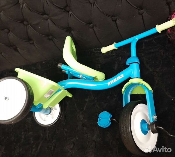 Детский трехколесный велосипед бу