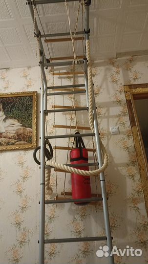 Спортивная стенка