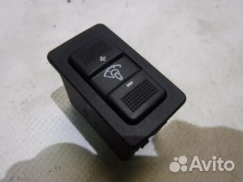 Кнопка Форд Escape 1