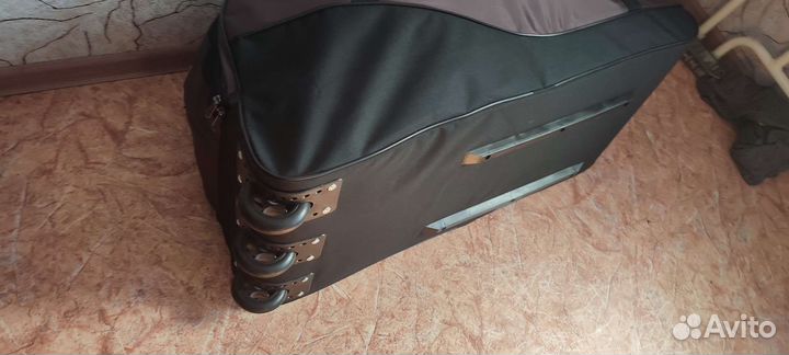 Хоккейный баул на колесах взрослый